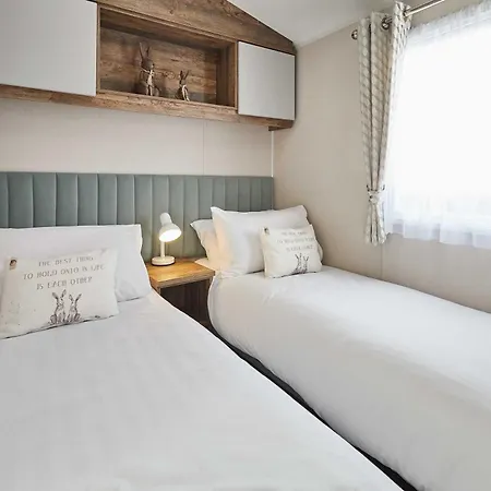 Host & - Serenity 木屋 *